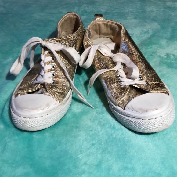 GOLDEN SNEAKERS - Picture 7 of 7